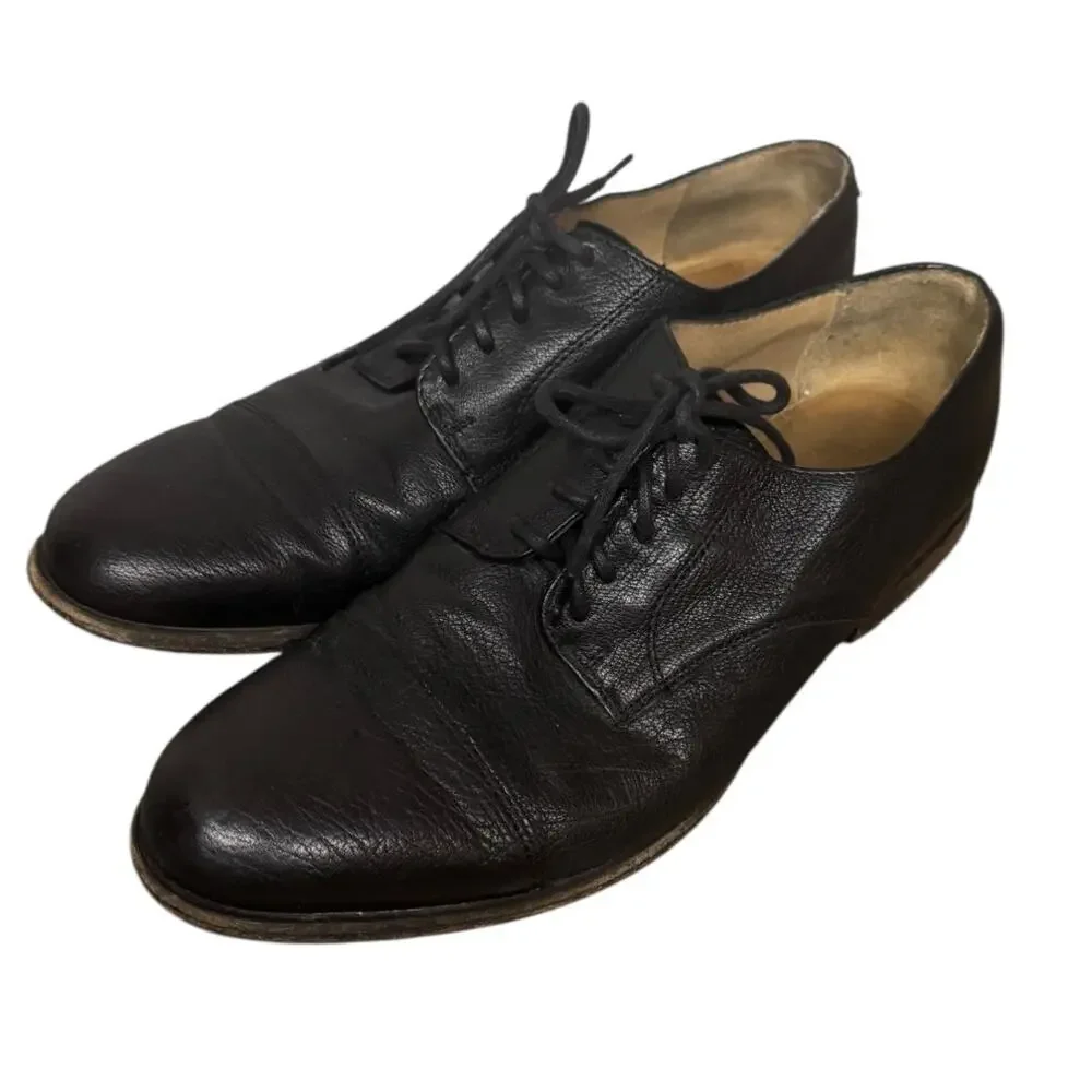 Frye company size
